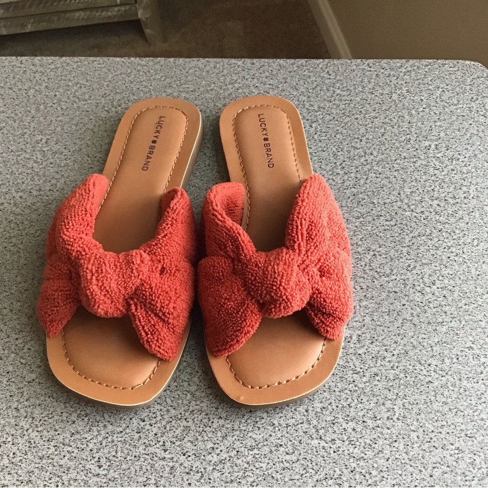 Lucky Brand Red Knotted Slide Sandals
